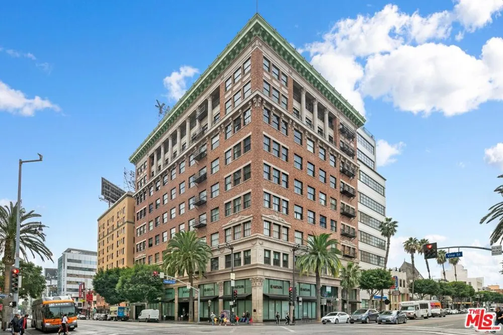 1645 Vine Street #301 Los Angeles, CA 90028