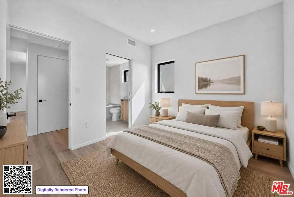 1853 12th Street #D Santa Monica, CA 90404