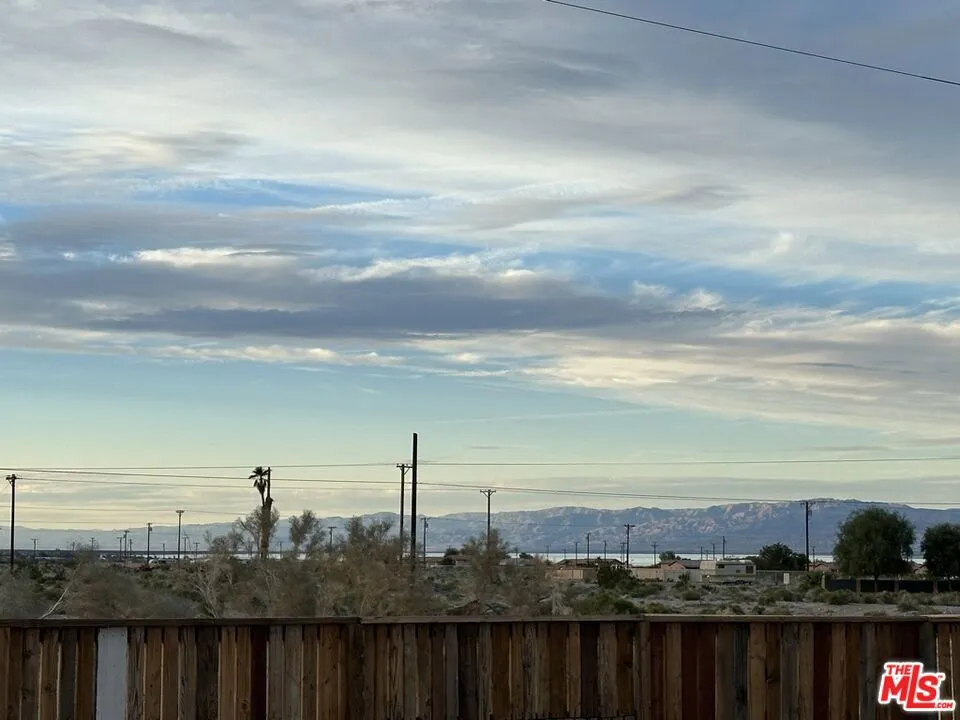 2877 Gram Drive Salton City, CA 92274