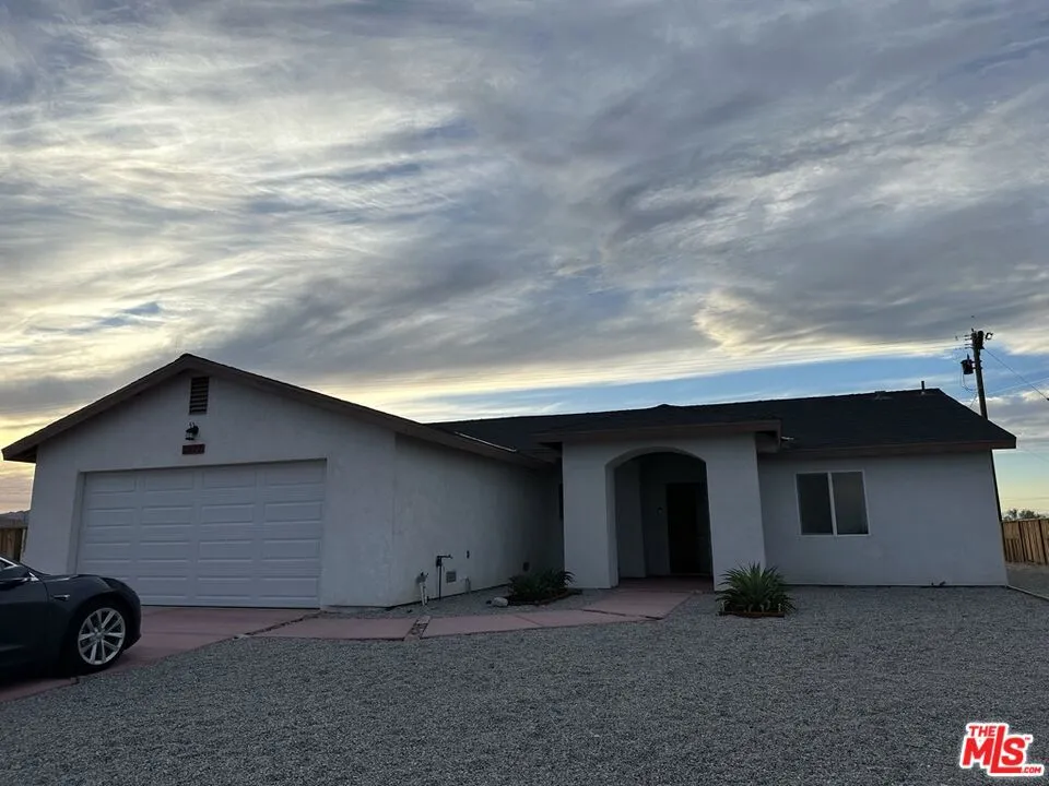 2877 Gram Drive Salton City, CA 92274