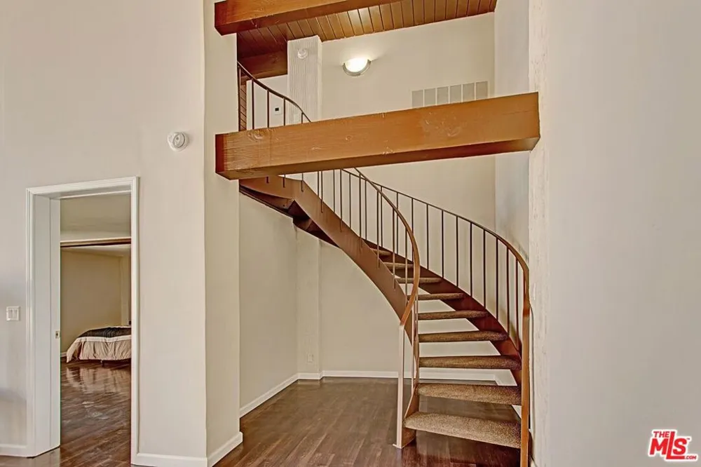 600 E Olive Avenue #402 Burbank, CA 91501