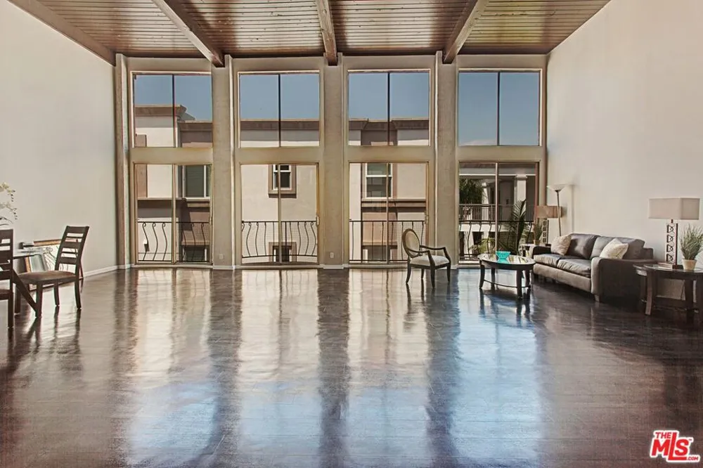 600 E Olive Avenue #402 Burbank, CA 91501