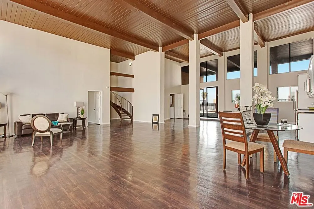 600 E Olive Avenue #402 Burbank, CA 91501
