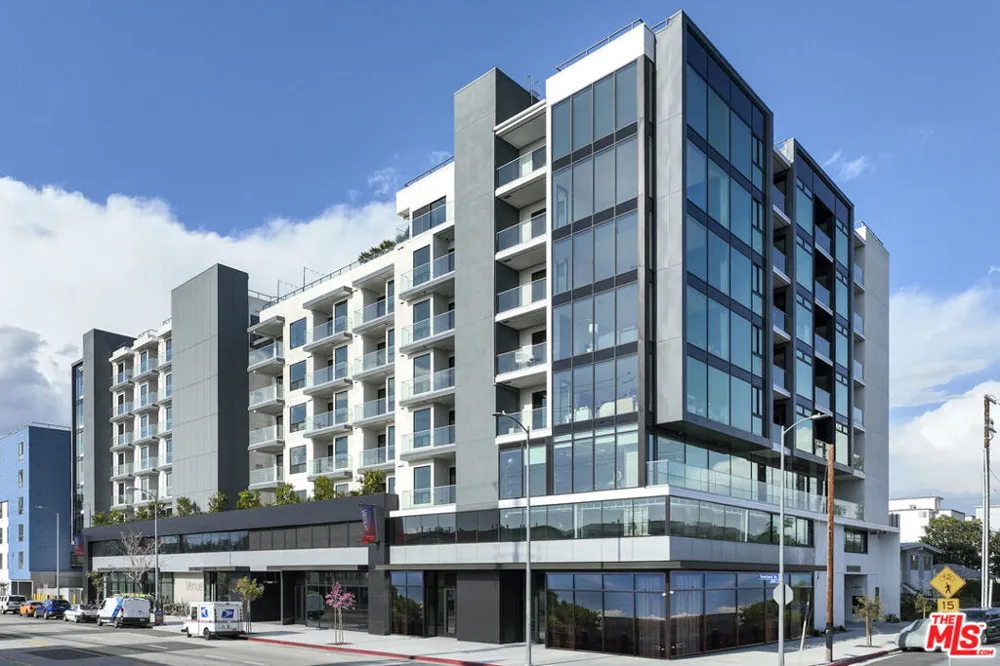 3688 Overland Avenue #520 Los Angeles, CA 90034