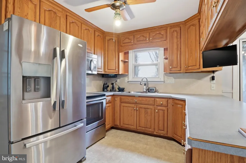 6230 HOCKER DRIVE Harrisburg, PA 17111
