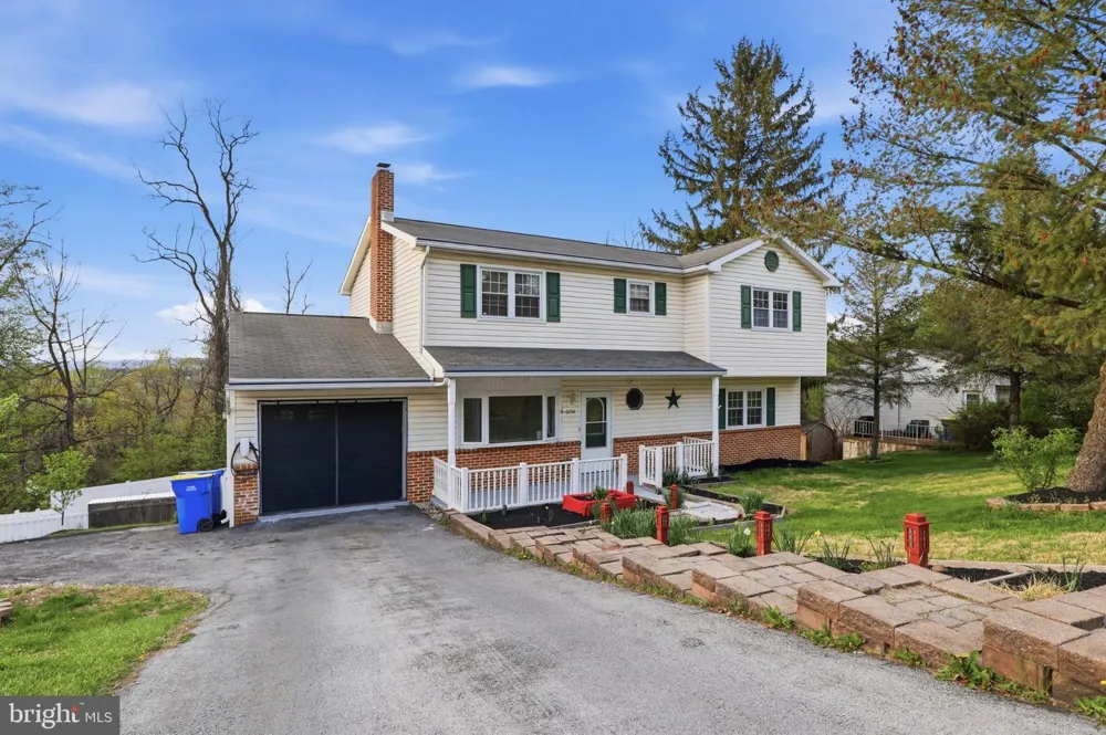 6230 HOCKER DRIVE Harrisburg, PA 17111