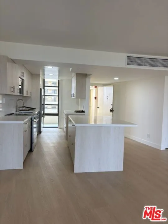 4337 Marina City #435 Marina del Rey, CA 90292