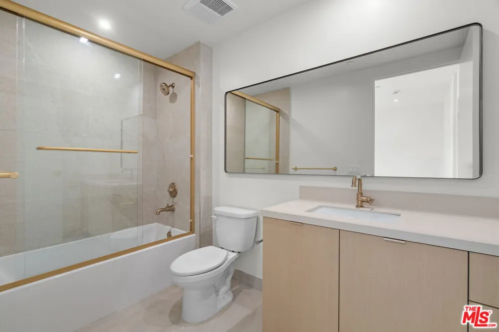 1808 Lincoln Boulevard #312 Venice, CA 90291