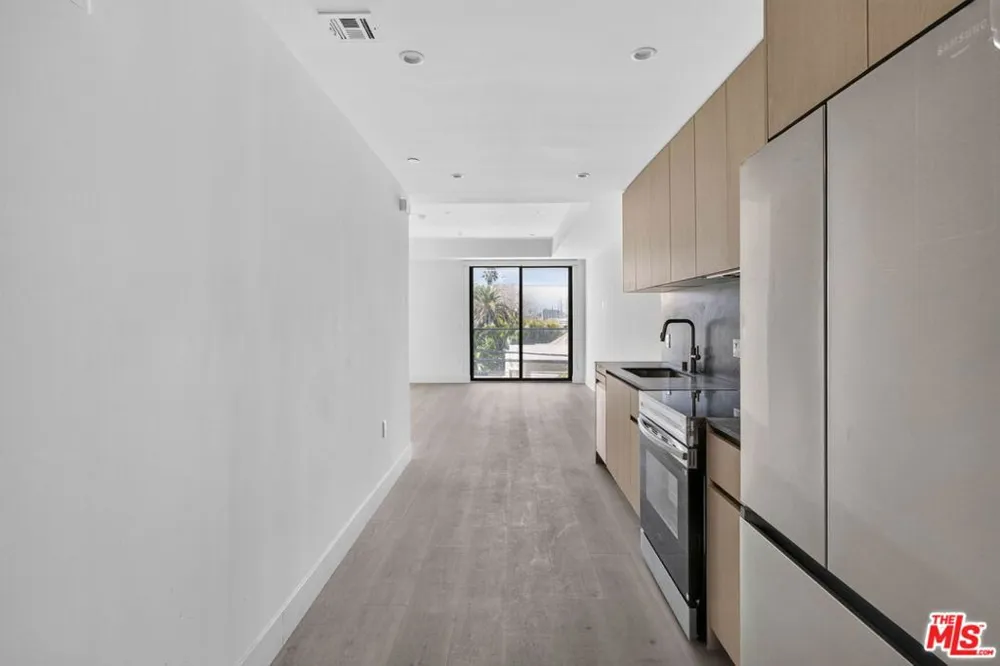 1808 Lincoln Boulevard #312 Venice, CA 90291