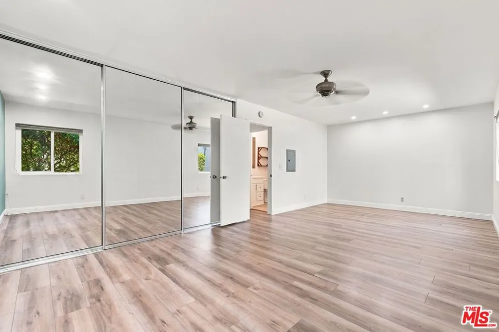 4812 Hollow Corner Road #151 Culver City, CA 90230