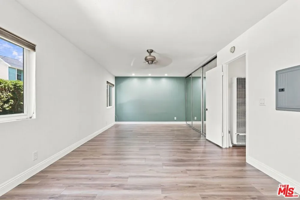 4812 Hollow Corner Road #151 Culver City, CA 90230