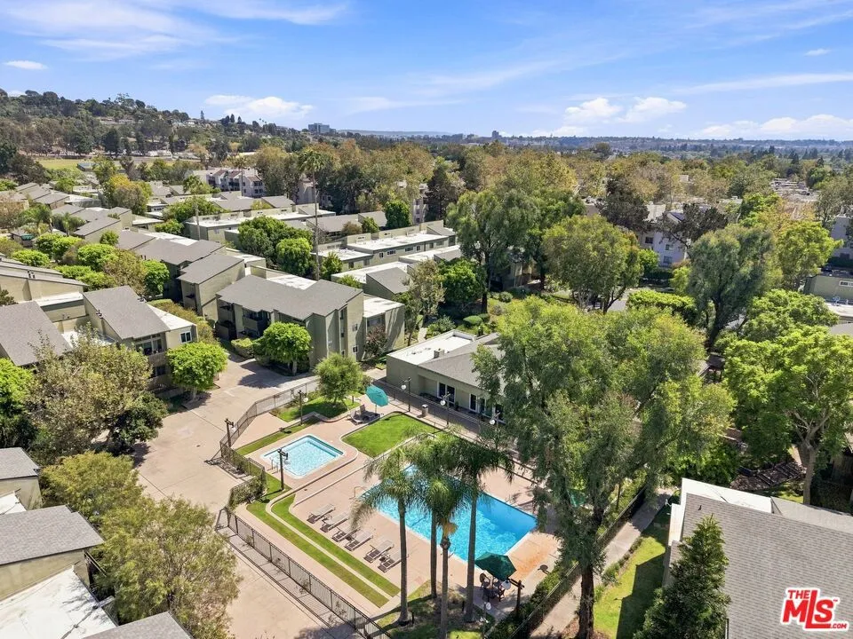 4812 Hollow Corner Road #151 Culver City, CA 90230