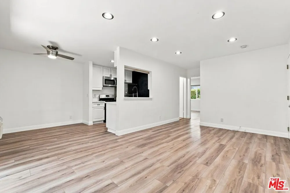 4812 Hollow Corner Road #151 Culver City, CA 90230