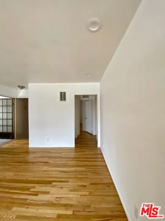 149 S Hayworth Avenue #4 Los Angeles, CA 90048