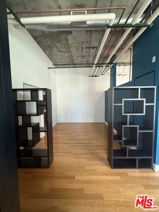 645 W 9th Street #731 Los Angeles, CA 90015