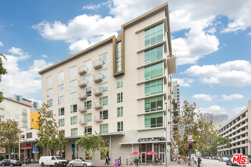 645 W 9th Street #731 Los Angeles, CA 90015