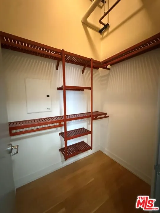 645 W 9th Street #731 Los Angeles, CA 90015