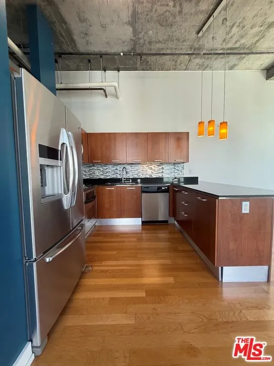 645 W 9th Street #731 Los Angeles, CA 90015