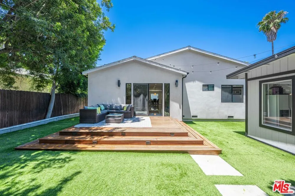 5710 Jamieson Avenue Encino, CA 91316