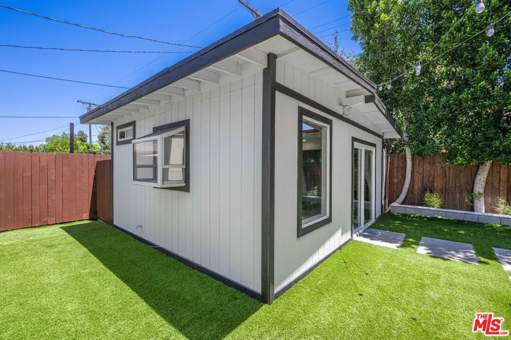 5710 Jamieson Avenue Encino, CA 91316