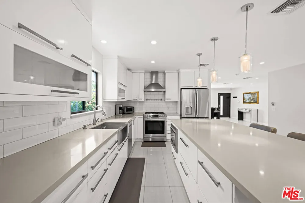 5710 Jamieson Avenue Encino, CA 91316