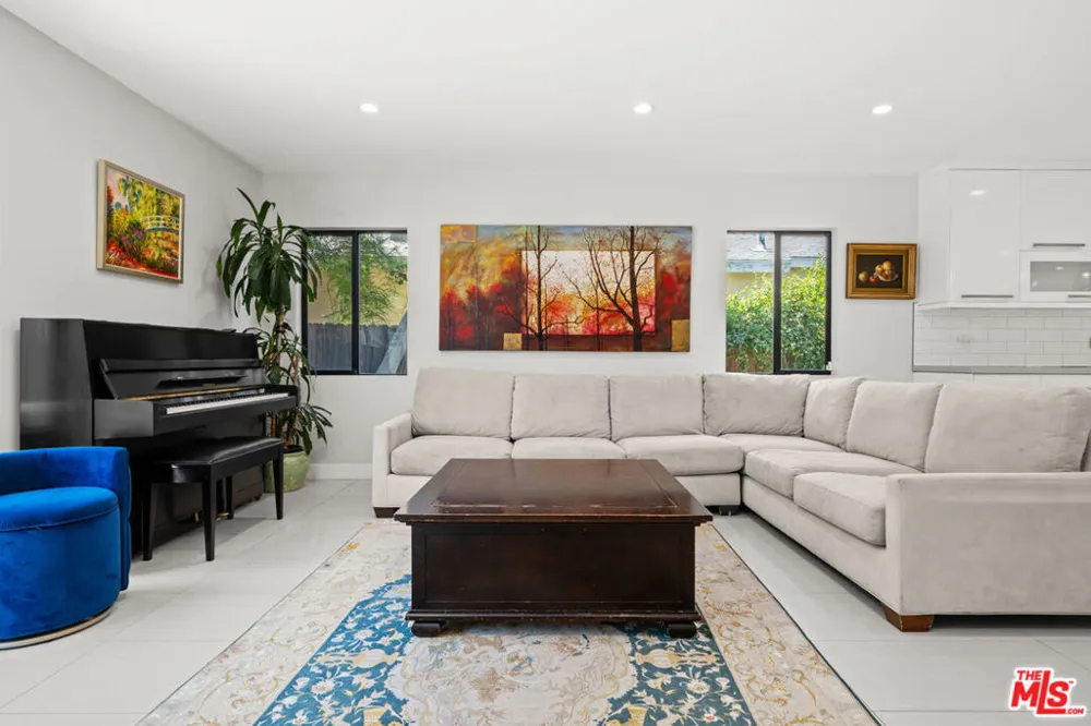 5710 Jamieson Avenue Encino, CA 91316