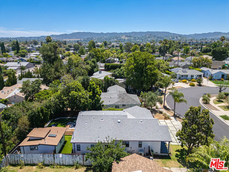 5710 Jamieson Avenue Encino, CA 91316