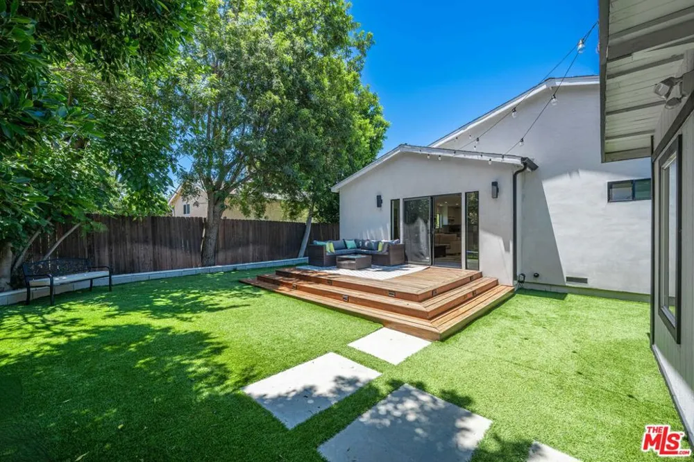 5710 Jamieson Avenue Encino, CA 91316