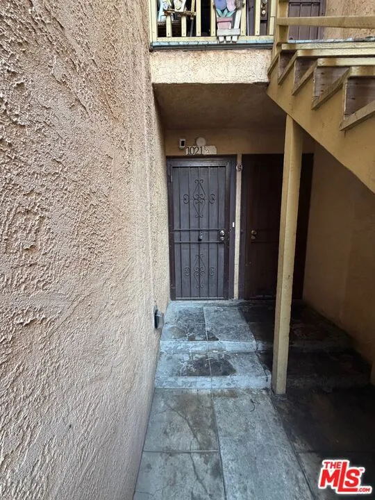 1021 S Burlington Avenue Los Angeles, CA 90006