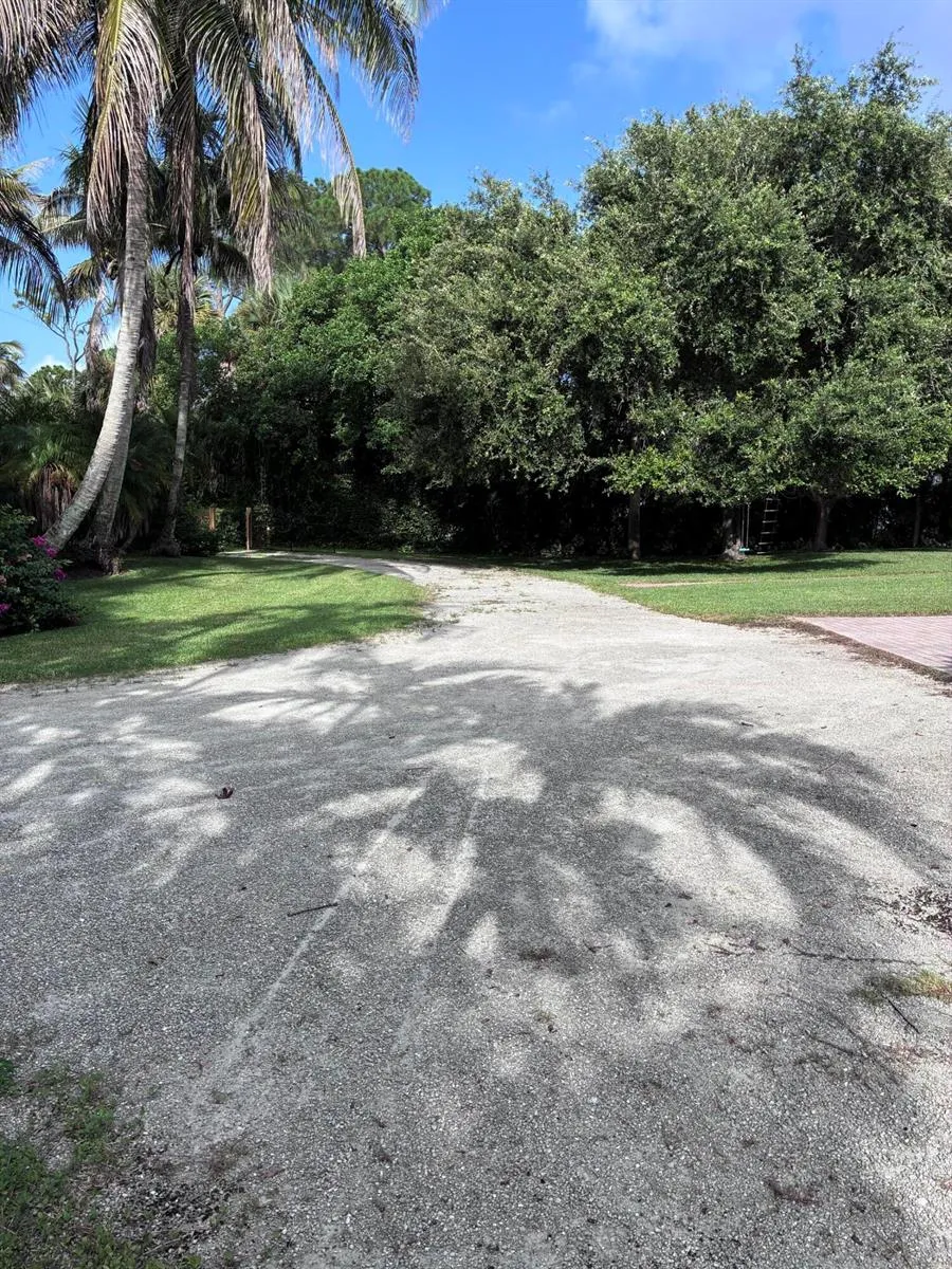 6937 MONMOUTH ROAD West Palm Beach, FL 33413