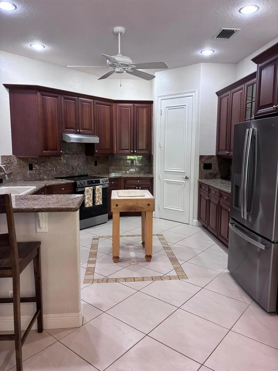 6937 MONMOUTH ROAD West Palm Beach, FL 33413