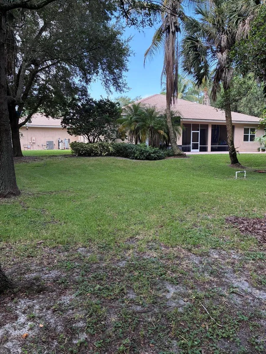 6937 MONMOUTH ROAD West Palm Beach, FL 33413