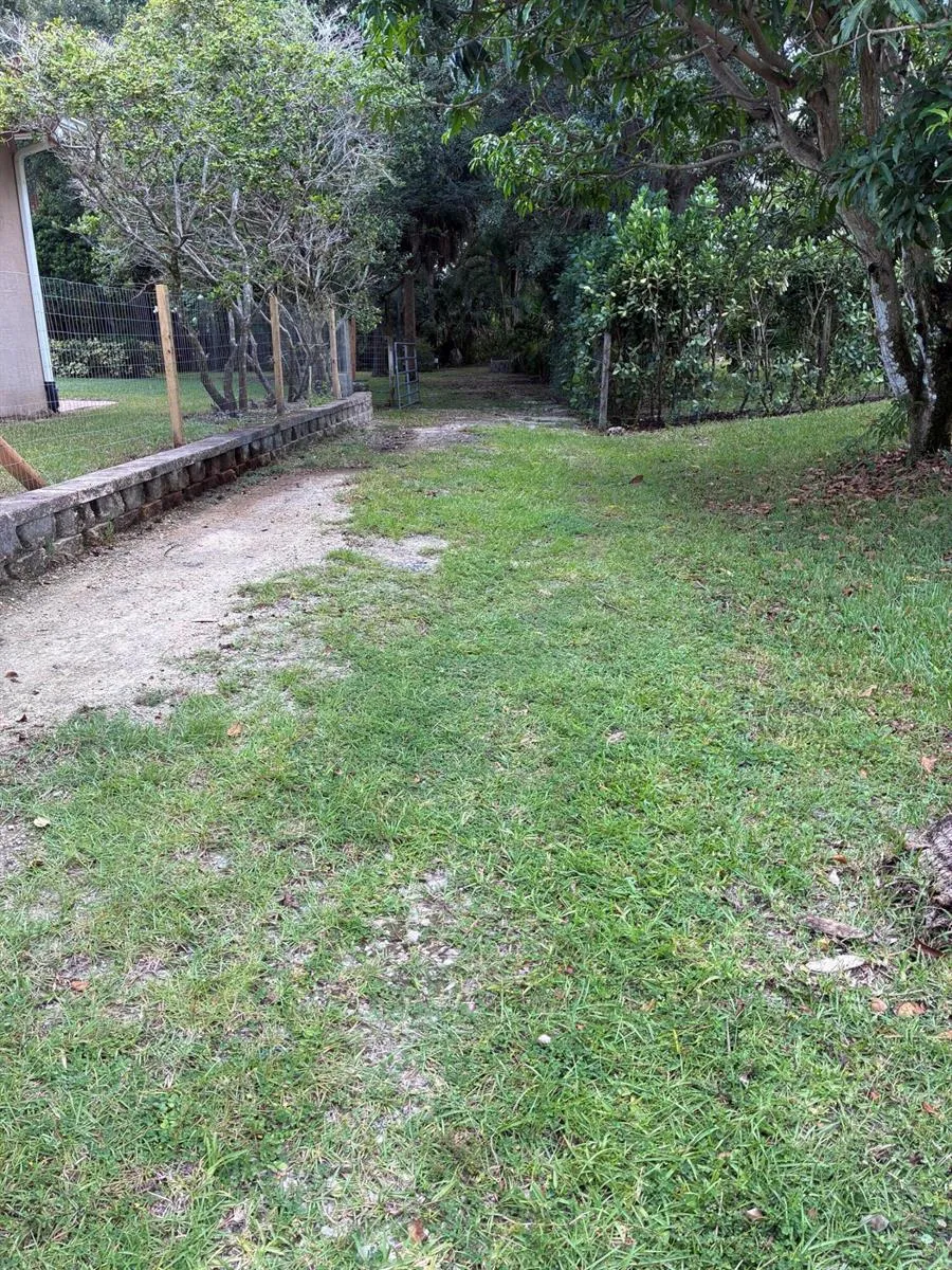 6937 MONMOUTH ROAD West Palm Beach, FL 33413