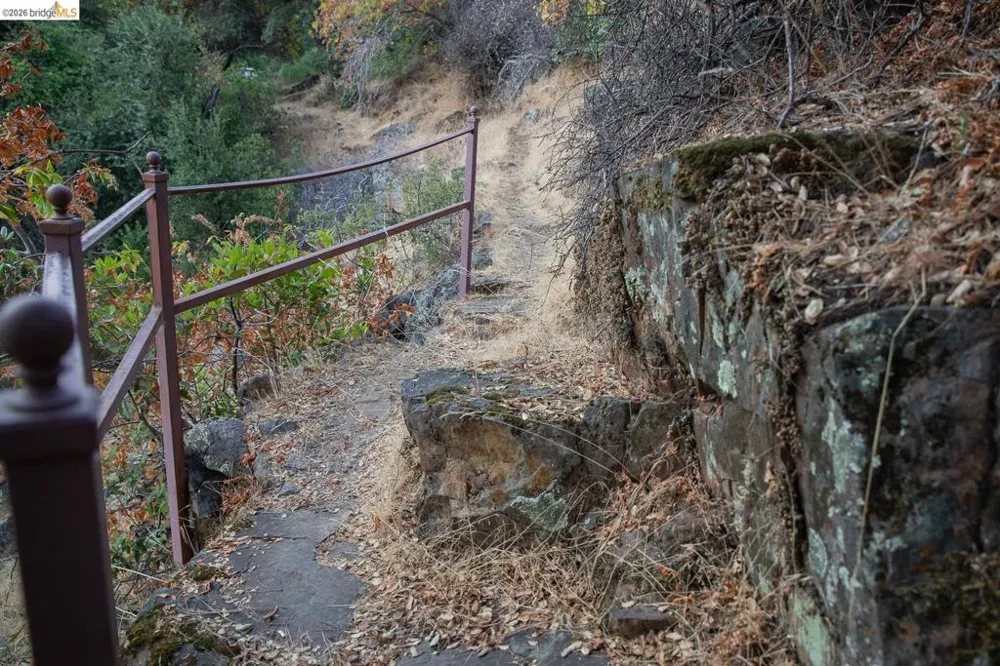 18399 Lime Kiln Rd. Sonora, CA 95370