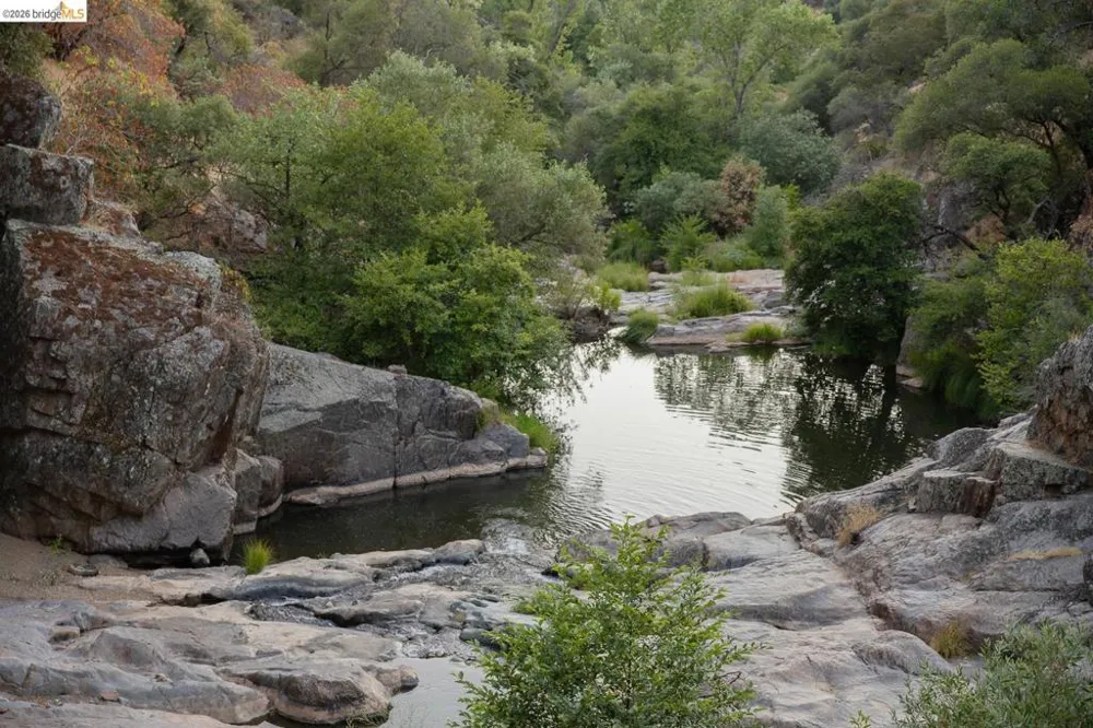 18399 Lime Kiln Rd. Sonora, CA 95370