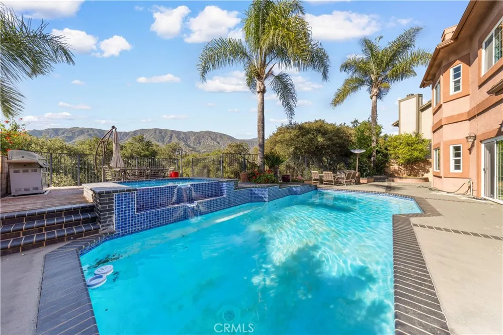 6865 Starline Street La Verne, CA 91750