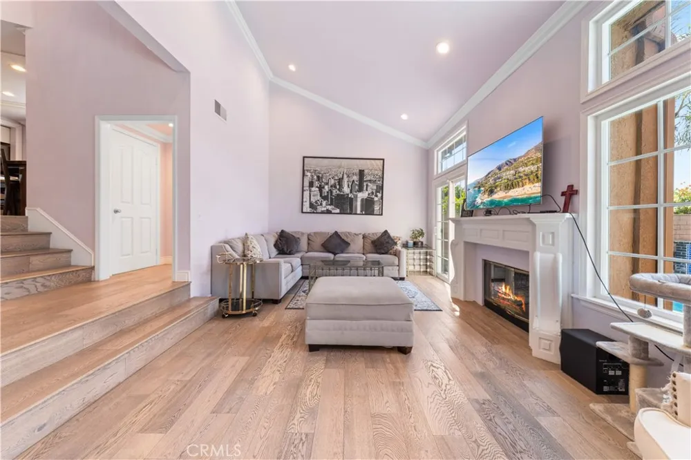 6865 Starline Street La Verne, CA 91750