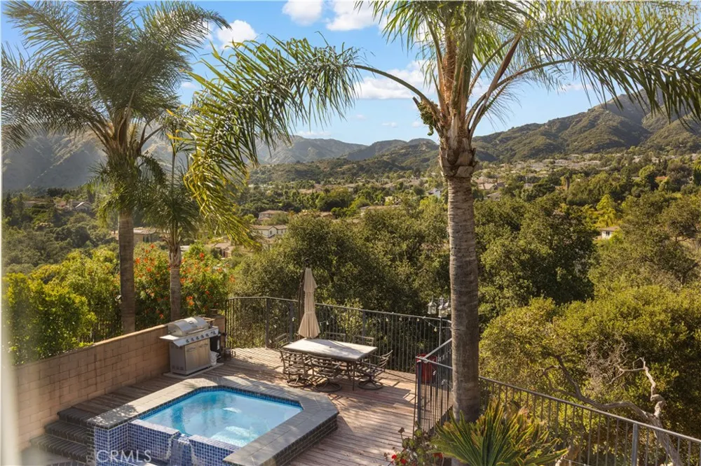 6865 Starline Street La Verne, CA 91750
