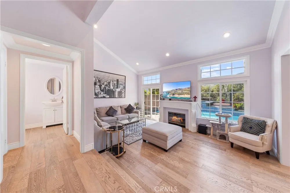 6865 Starline Street La Verne, CA 91750