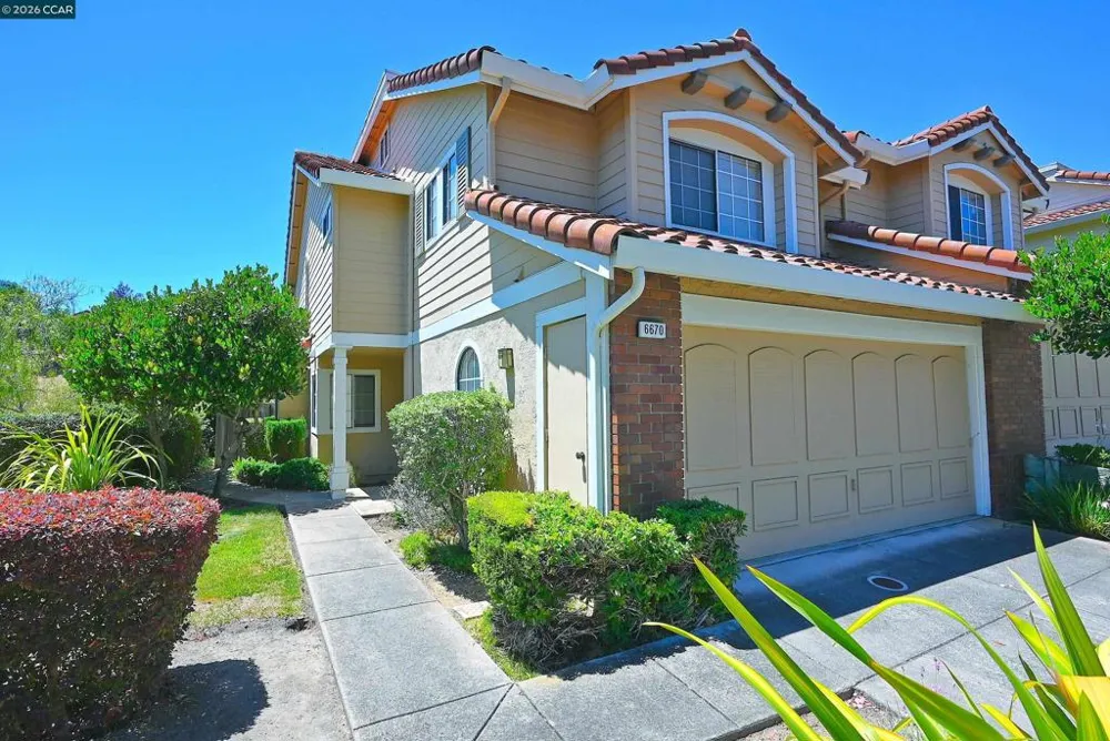 6670 Edgewood Way Castro Valley, CA 94552