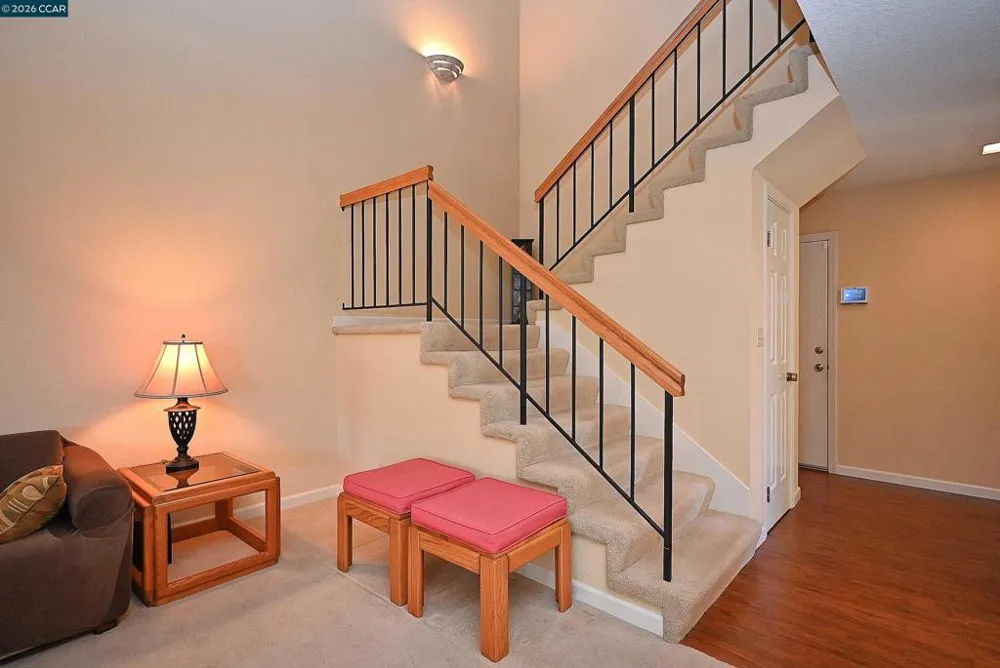 6670 Edgewood Way Castro Valley, CA 94552