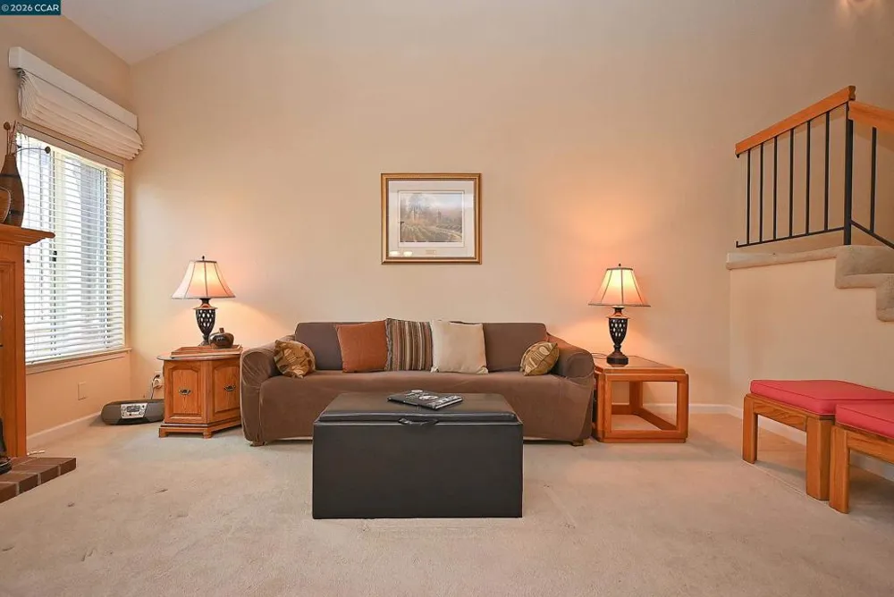 6670 Edgewood Way Castro Valley, CA 94552