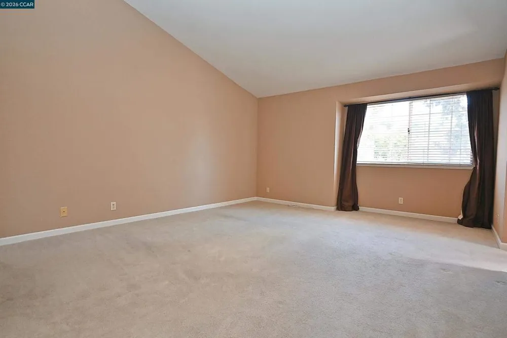 6670 Edgewood Way Castro Valley, CA 94552