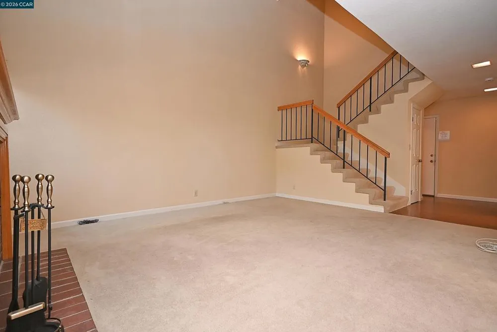 6670 Edgewood Way Castro Valley, CA 94552