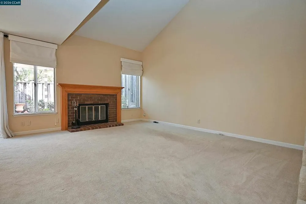 6670 Edgewood Way Castro Valley, CA 94552