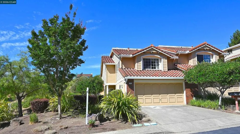 6670 Edgewood Way Castro Valley, CA 94552