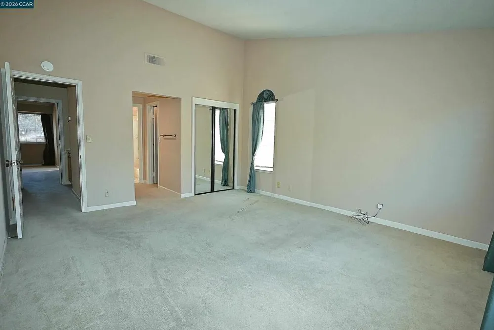 6670 Edgewood Way Castro Valley, CA 94552