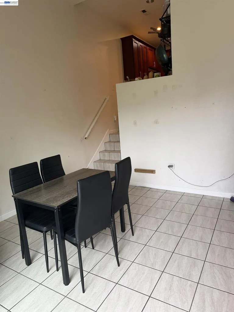 3227 Galindo St Oakland, CA 94601