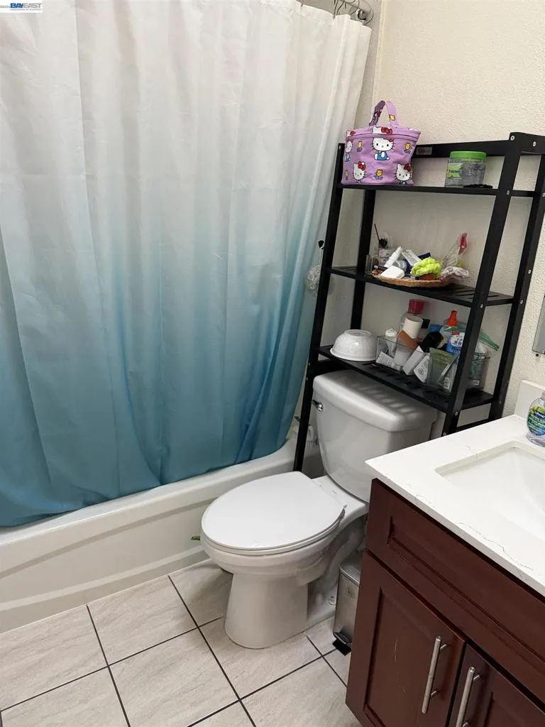 3227 Galindo St Oakland, CA 94601