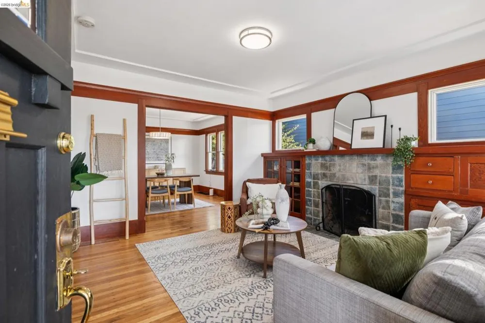 2421 9Th St Berkeley, CA 94710